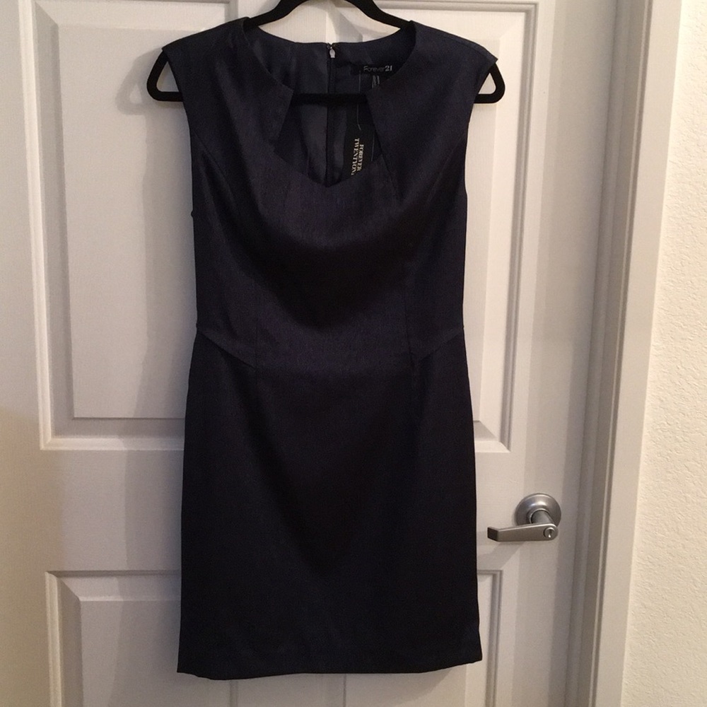 Forever 21 Navy Blue Dress Size Medium NWT
